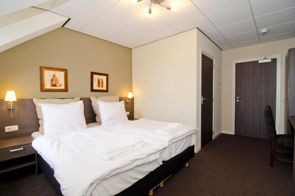 Standaard Kamer met 2 Bedden